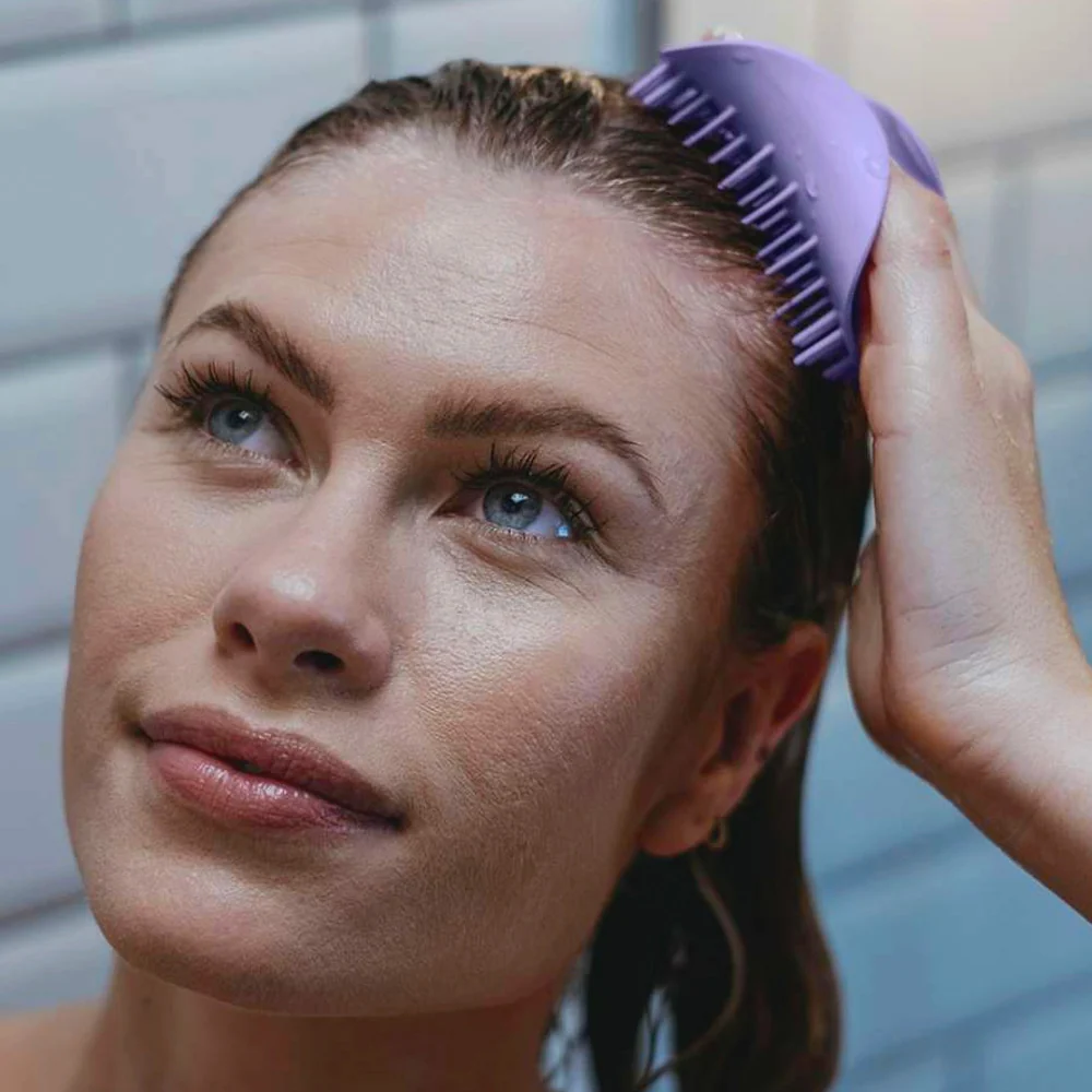 Tangle Teezer Scalp Brush Lilac - spazzola esfoliante e massaggiante - Image 3